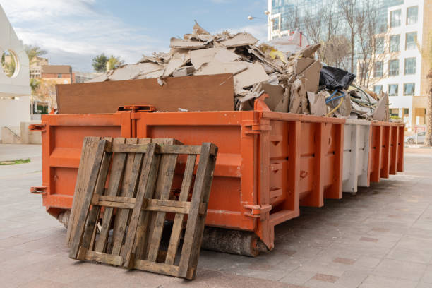 Best Customized Junk Removal Services in Walworth, WI